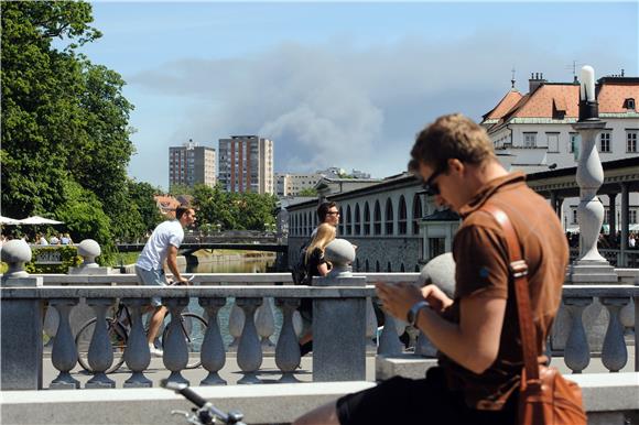 Velik požar u Mercatorovu skladištu u Ljubljani 