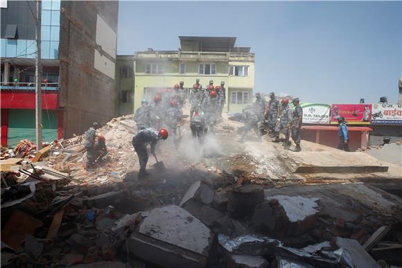 Crveni križ apelira na građane da nastave prikupljati pomoć za Nepal