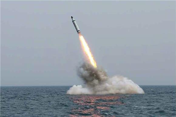 NORTH KOREA UNDERWATER MISSILE LAUNCH