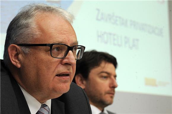 Konferencija za medije povodom završetka privatizacije Hotela Plat