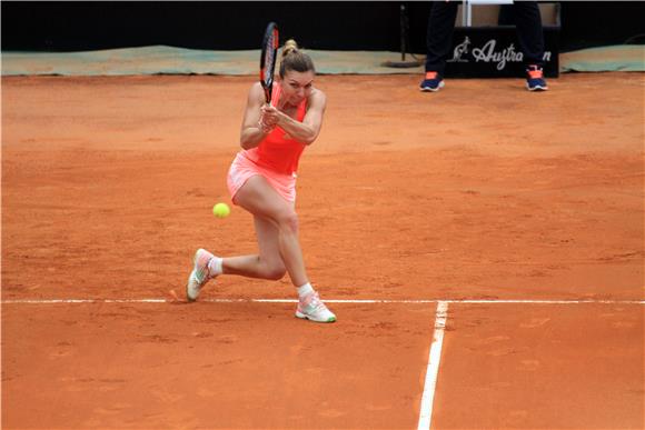 Polufinale Italian Opena: Carla Suarez - Simona Halep