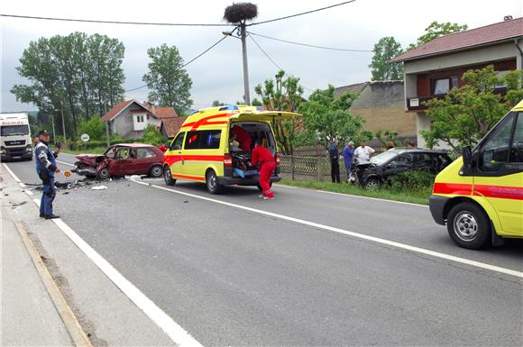 Prometna nesreća kod Karlovca