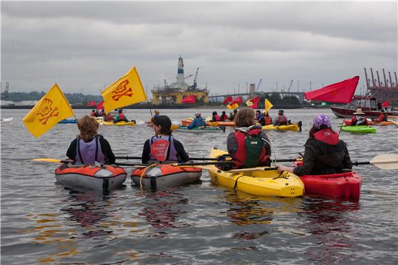 epaselect USA ARCTIC DRILLING PROTEST