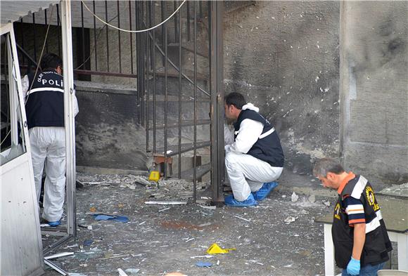 TURKEY ATTACK HDP OFFICES EXPLOSIONS