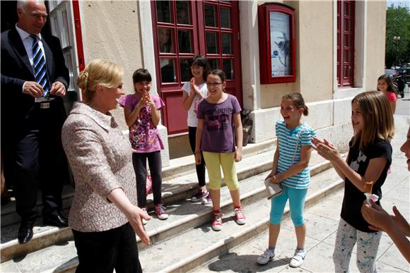 Predsjednica Grabar-Kitarović na svečanoj sjednici skupštine Šibensko-kninske županije 