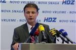 Konferencija HDZ-a na temu ''Nazovi partijskog druga radi posla''