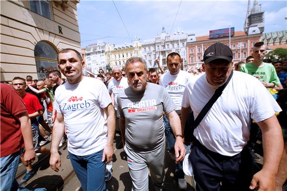 Zagrebački maturanti tradicionalno slave završetak srednje škole 