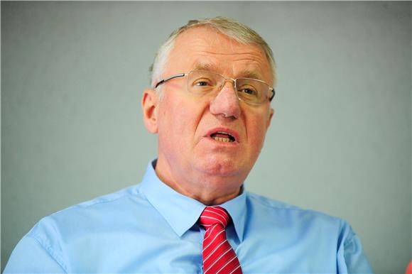 Seselj says ICTY ordered his return by May 26