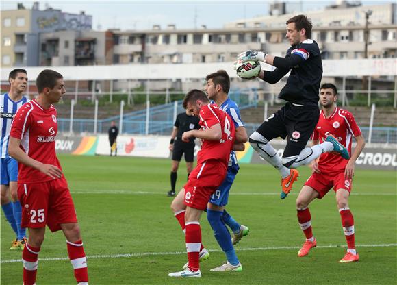 HNL: Lokomotiva - Split 0-0 poluvrijeme