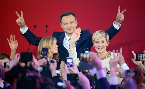 Andrzej Duda novi poljski predsjednik - izlazne ankete