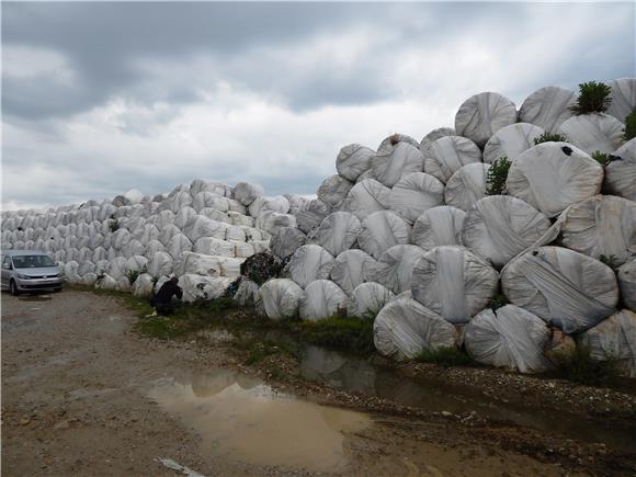 Uzorkovanje baliranog gradskog otpada u Varaždinu