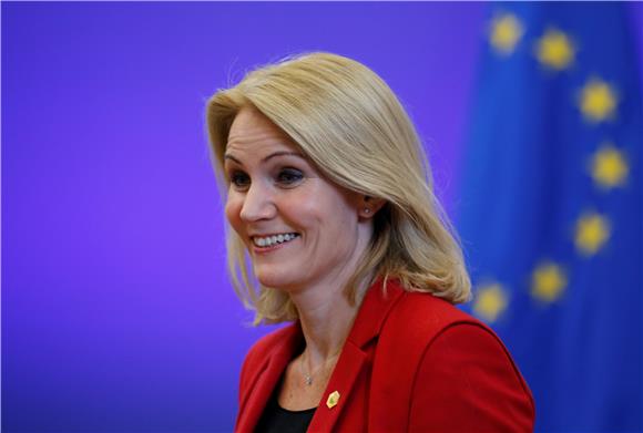 Thorning-Schmidt socijalnim mjerama protiv desnice