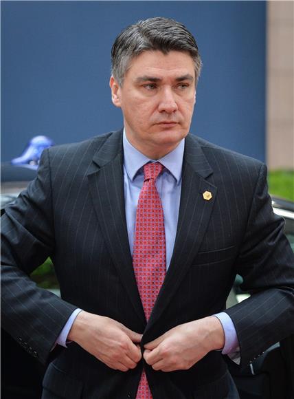 Milanovic invites Kazakh businessmen to do business in Croatia