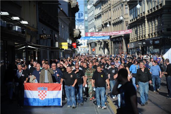 MARKOV TRG - branitelji se vratili u šator u Savskoj