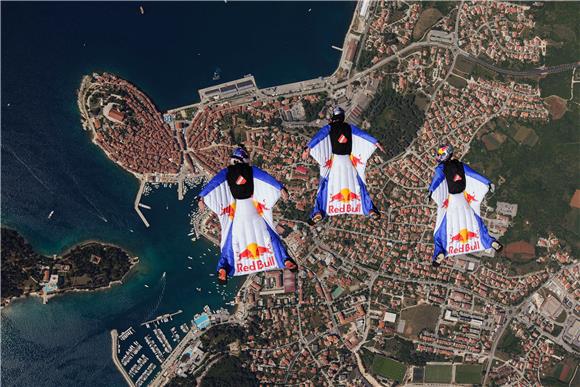 CROATIA RED BULL WINGSUIT JUMP