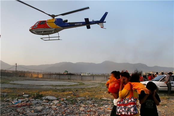 Srušio se spasilački helikopter u Nepalu