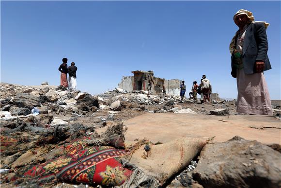 YEMEN HOUTHIS SAUDI AIR STRIKES