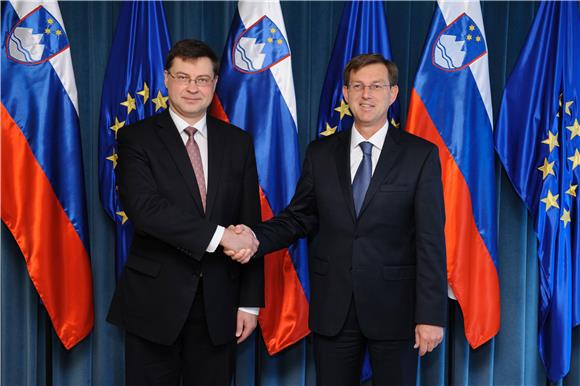 Dombrovskis: rast u Sloveniji bolji od europskog prosjeka