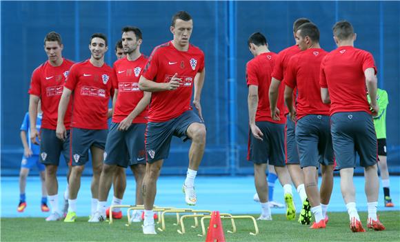 Trening nogometne reprezentacije na Maksimiru