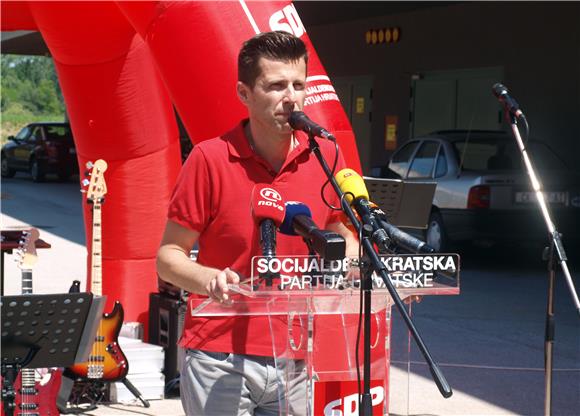 Varaždin: Milanović prisustvovao druženju članica i članova SDP-a 3. izborne jedinice