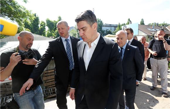 Milanović i Matić došli u Ministarstvo branitelja