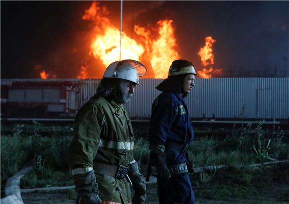 epaselect UKRAINE FUEL DEPOT BLAZE