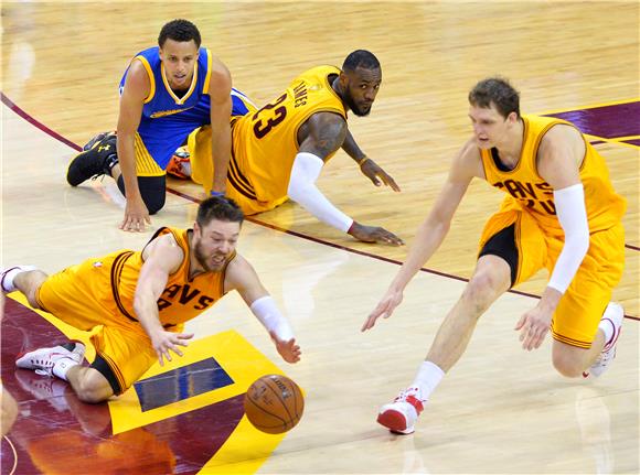 NBA finale: Cleveland poveo 2-1