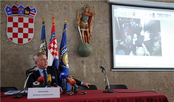 Ranko Ostojić o postupanju policije na Trgu sv. Marka