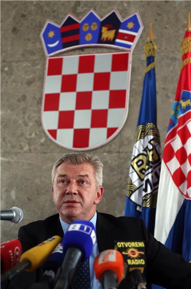 Ranko Ostojić o postupanju policije na Trgu sv. Marka