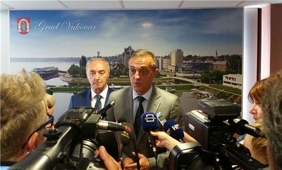 HRK 361m water management deal signed for Vukovar