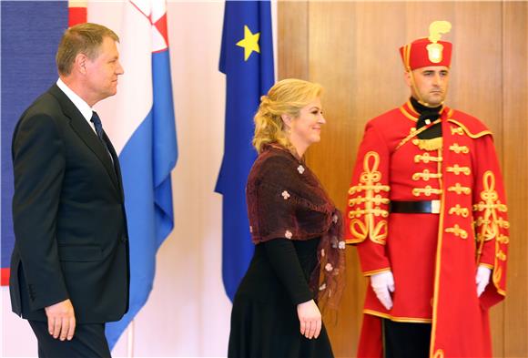 Croatian, Romanian presidents talk entering Schengen area