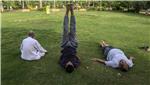 INDIA YOGA DAILY LIFE