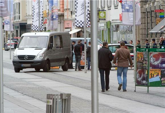 Graz spree killer doesn't have Bosnian citizenship, Austria asks for help