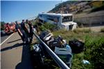 Prevrnuo se autobus kod Beograda, jedna osoba poginula, 62 ozlijeđene 