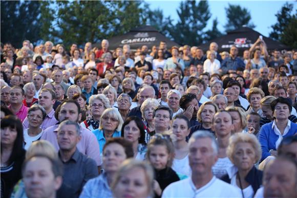 Koncert orkestra Zagrebačke filharmonije i zvijezda hrvatske glazbene scene povodom Dana državnosti