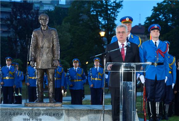 U Beogradu otkriven spomenik Gavrilu Principu 