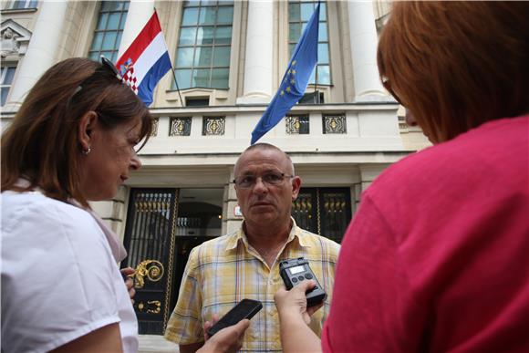 Konferencija za novinare Stožera za obranu hrvatskog Vukovara