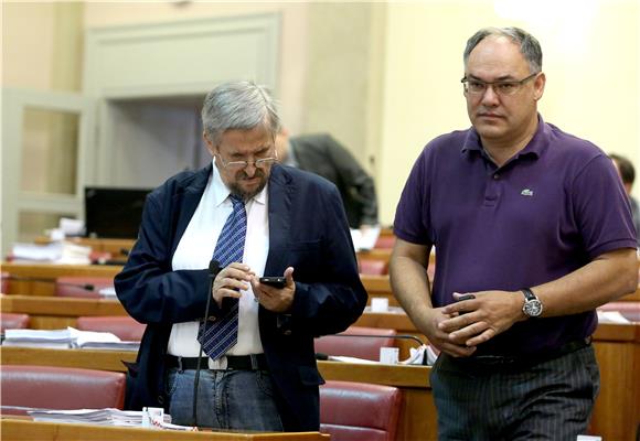 Saborska oporba: ne naziru se pomaci u rješavanju problema 'švicarca'