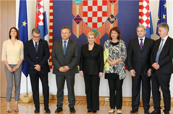 Predsjednica održala sastanak s predstavnicima Hrvatske udruge poslodavaca 