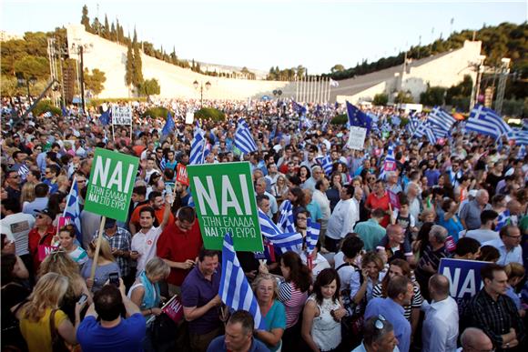 Prosvjedi u Ateni zbog referenduma, sud odobrio referendum