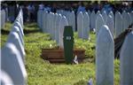 SREBRENICA Tisuće ljudi počele pristizati u Srebrenicu 