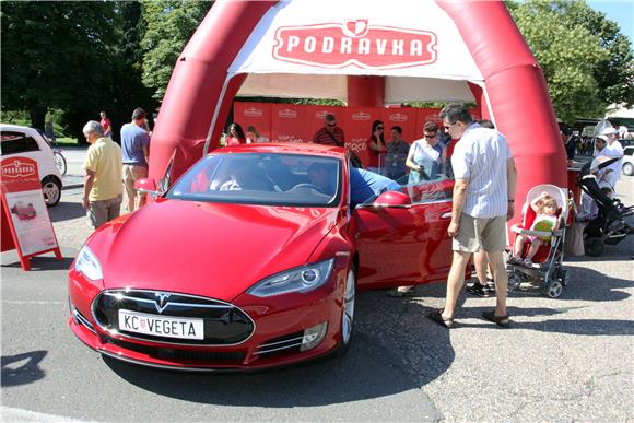 Tesla S u Koprivnici