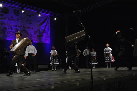 Završio 18. Međunarodni festival folklora u Karlovcu 