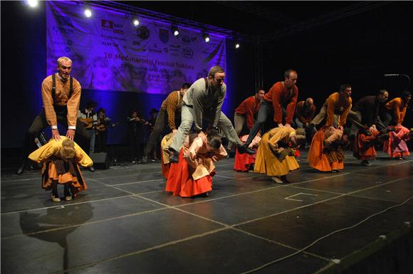 Završio 18. Međunarodni festival folklora u Karlovcu 