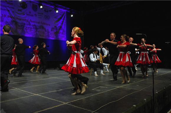 Završio 18. Međunarodni festival folklora u Karlovcu 