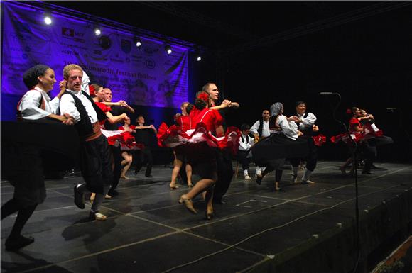 Završio 18. Međunarodni festival folklora u Karlovcu 