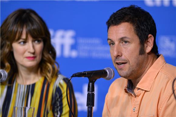 Glumac Adam Sandler razveselio bolesnog mladića