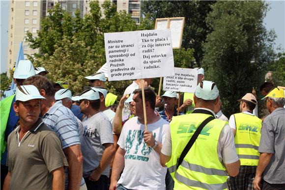 Sindikati traže da hrvatske pruge obnavljaju Pružne građevine