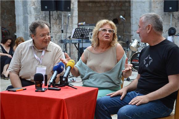 Buljan: Upoznali smo se s policajcima i osjećamo se sigurni; Gotovac: To je bila pandemija straha