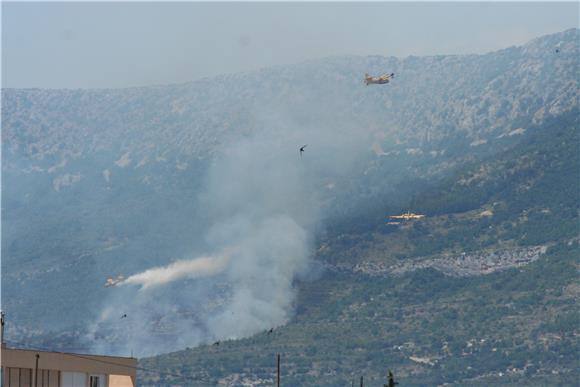 Kaštelir: u požaru do sada izgorjelo 10 hektara površine